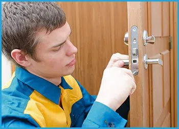 Lock Locksmith Services Naperville, IL 630-360-2653 - 5-lock-opening